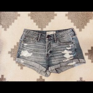Abercrombie Size 6 Boyfriend Shorts